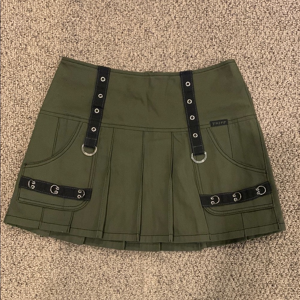 Tripp NYC Green Cargo Skirt